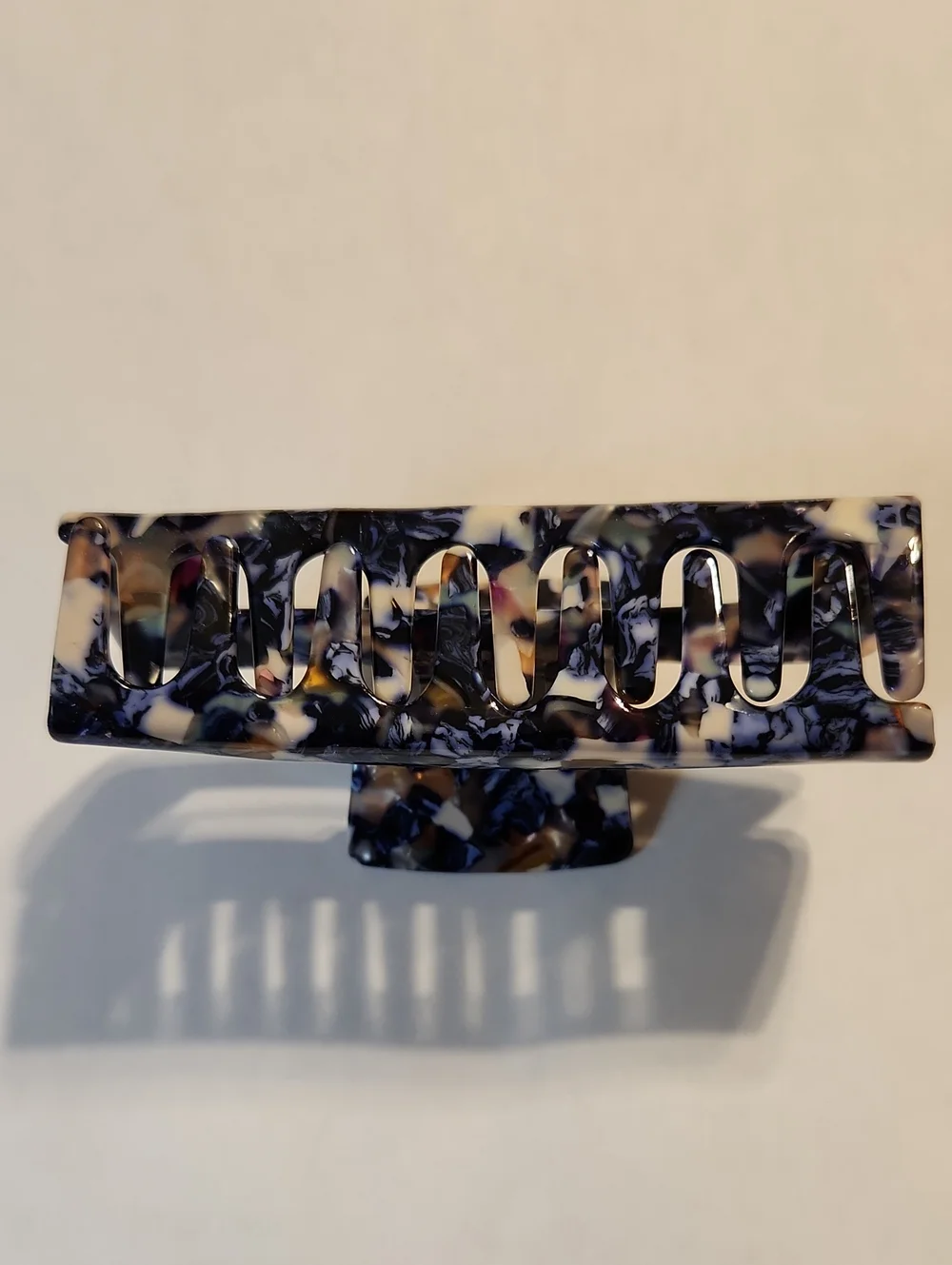 NWOT Acetate Hair Clip 4 inches